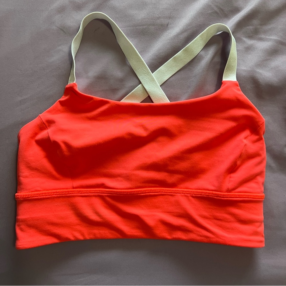 Lululemon Sports Bra 6 NWOT